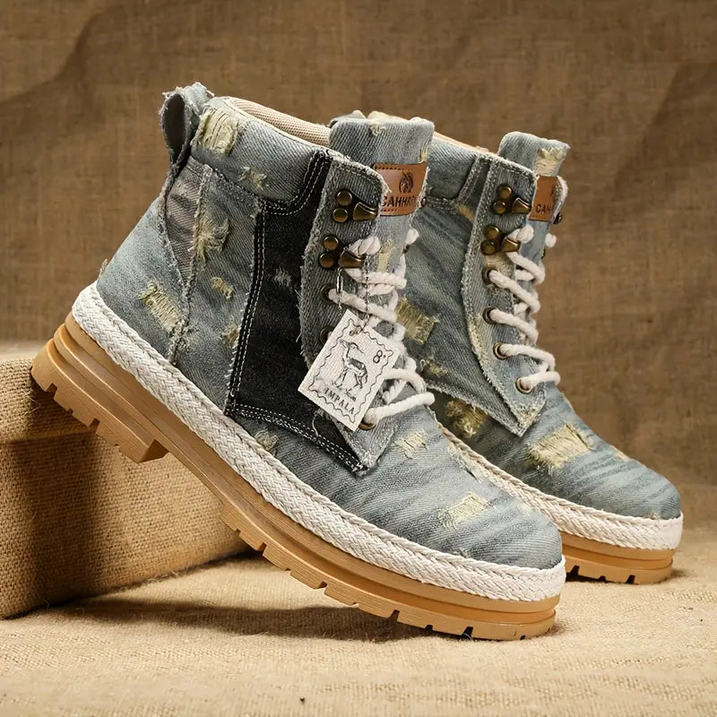 Puffsneakers | Distressed Design Lace-up Boots